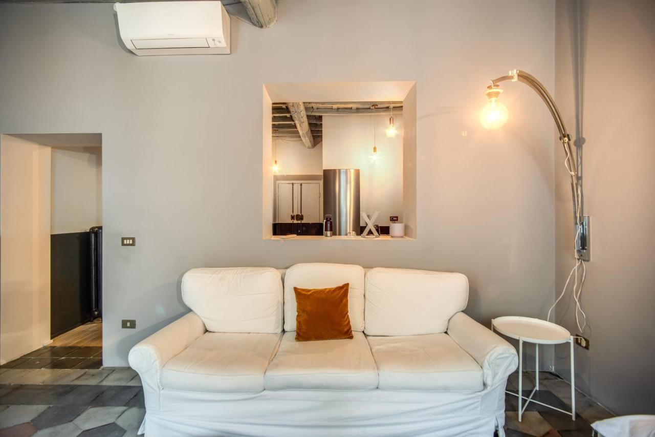 Stylish And Spacious Apartment Next To The Colosseum Rome Bagian luar foto